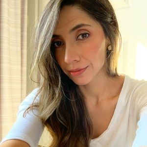 Meet your Posher, Tania